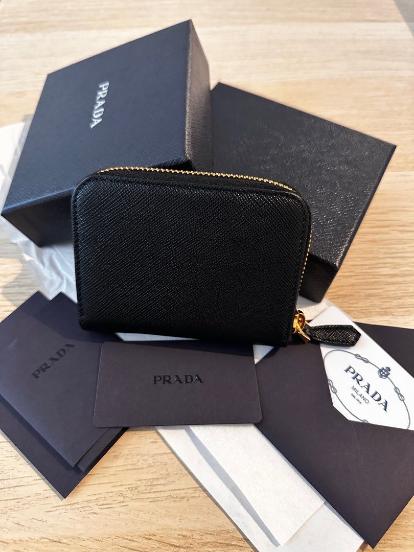 Saffiano Prada panier Black Leather ref.266884 - Joli Closet