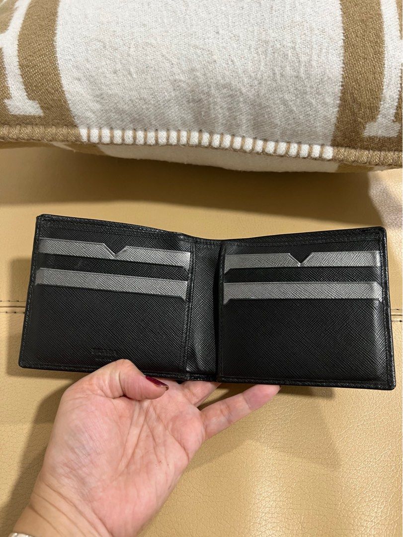 Prada 💯% authentic, Luxury, Bags & Wallets on Carousell