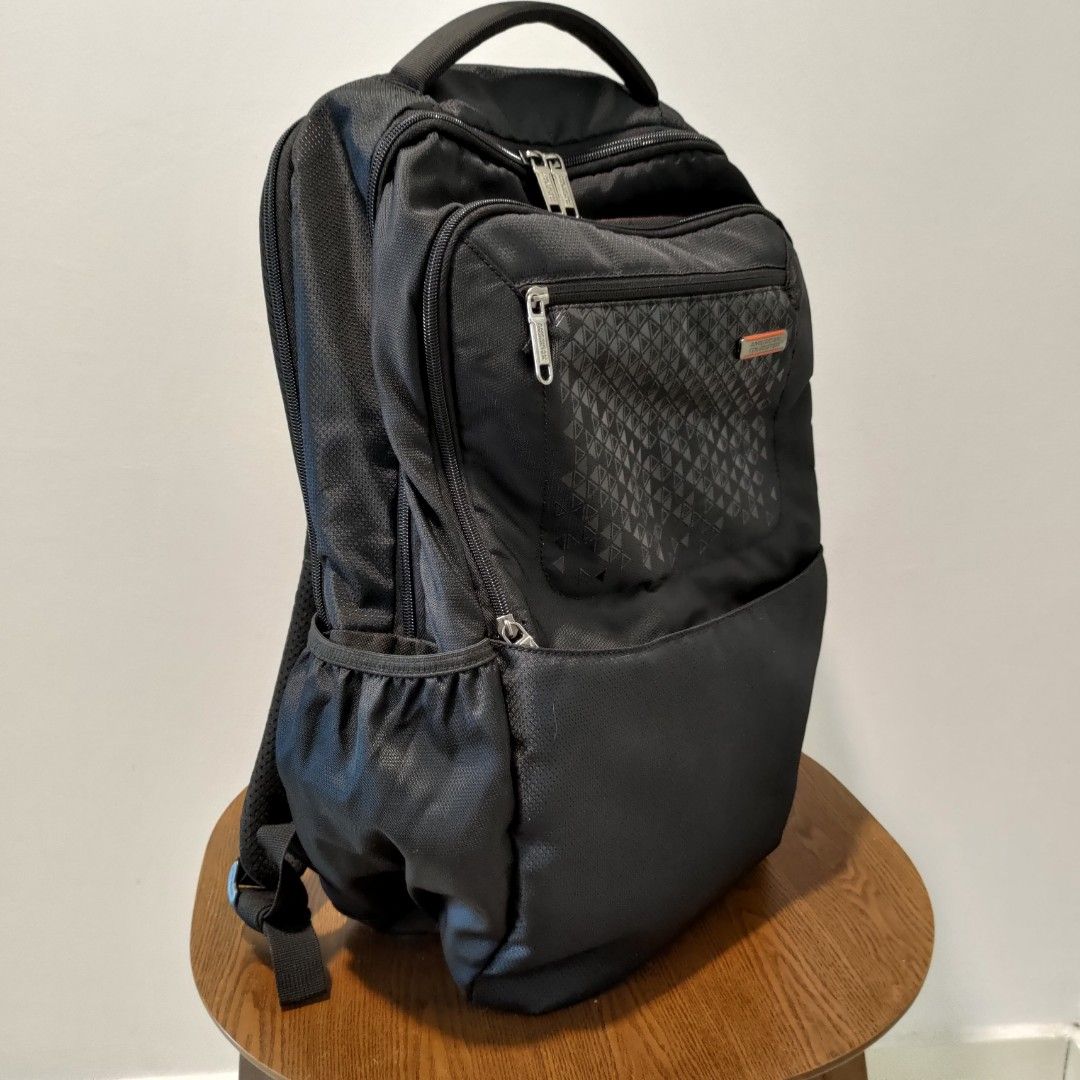 preloved American Tourister Logix NXT Backpack 02 Black