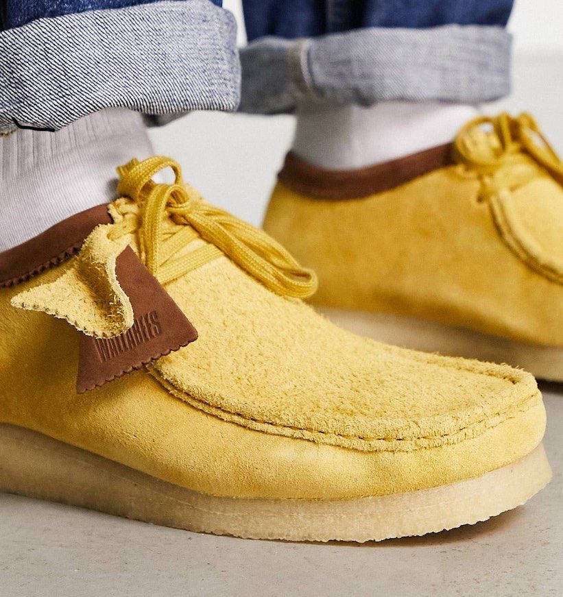 Yellow wallabees top
