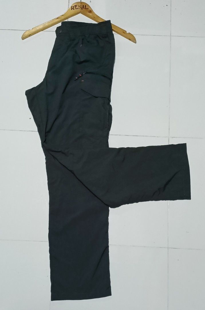 Quechua cargo trekking pants, Men's Fashion, Activewear on Carousell