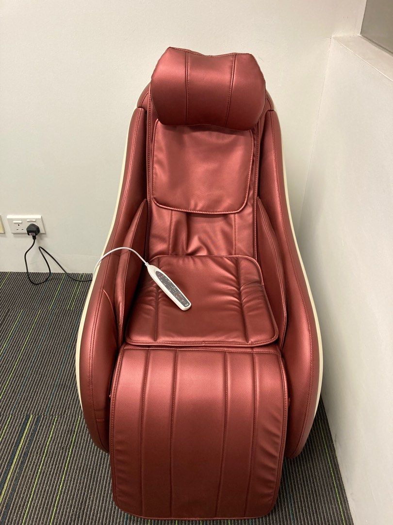 Sleek massage chair top