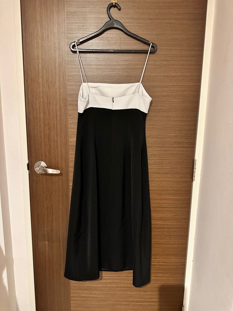 Black spaghetti strap outlet dress with white shirt