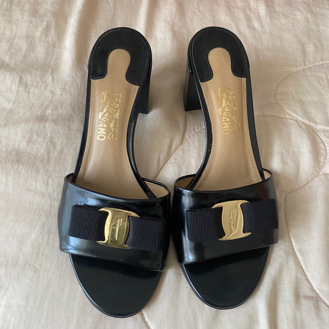 Sendal Salvatore Ferragamo Eolie Hitam Fesyen Wanita Sepatu di