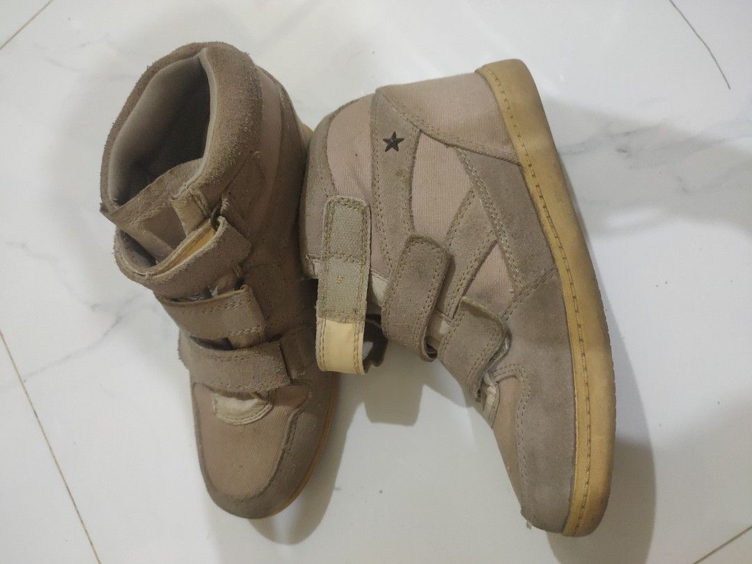 Skechers plus 3 sale