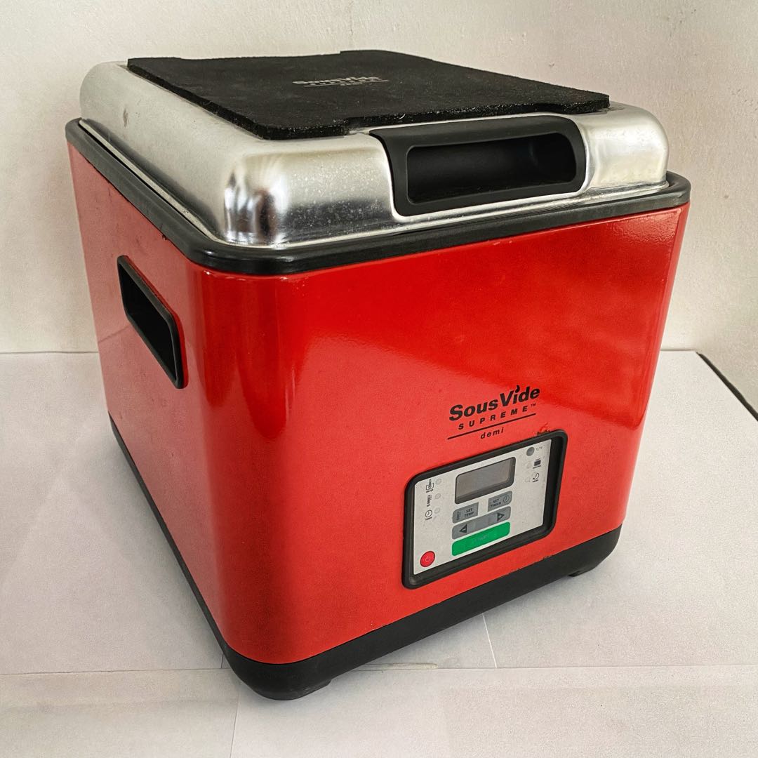 sous-vide-supreme-demi-red-tv-home-appliances-kitchen-appliances-cookers-on-carousell