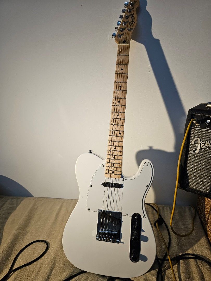 Squier telecaster sales with humbuckers
