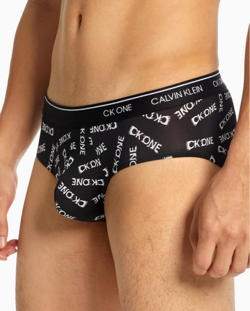 Sz S) Calvin Klein ck Hip Brief Underwear, Men's Fashion, Bottoms, New Underwear  on Carousell