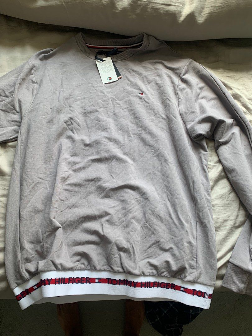 authentic] Tommy Hilfiger Sweatshirt, Men's Fashion, Coats, Jackets and  Outerwear on Carousell