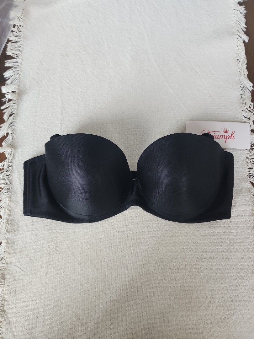 Victoria's Secret bombshell plunge bra 34C, Women's Fashion, New  Undergarments & Loungewear on Carousell