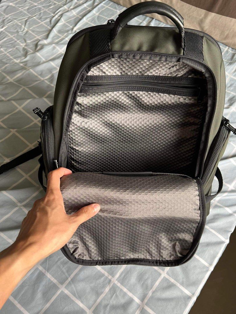 Alpha Bravo Sheppard Deluxe Laptop Brief Pack Alpha Bravo Sheppard Deluxe Brief Tumi Brief Pack Review Alpha Bravo Sheppard Deluxe Laptop Brief Pack Alpha Bravo Sheppard Deluxe Brief Tumi Brief Pack Review