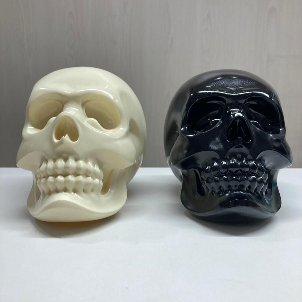 HASADHU SHINGON SKULL SCULPTURE IN WHITE