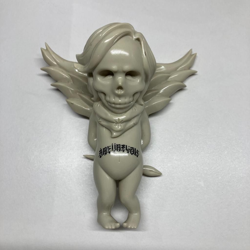 USUGROW SECRET BASE SALVATION INK WHITE SOFUBI SOFT VINYL, Hobbies 