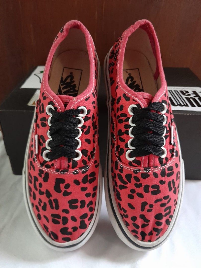 Vans leopard pink online