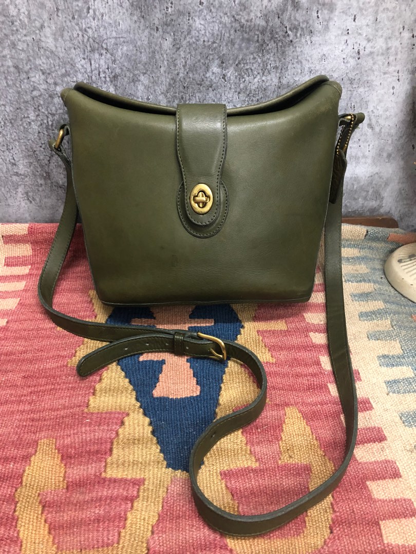 Vintage Coach Nottingham Sling Bag Luxury Bags Wallets on