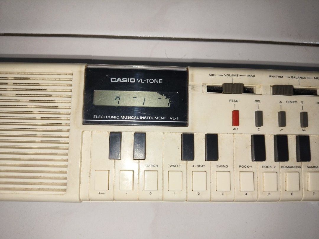 Vintage Keyboard Music Casio VL 10, Hobbies & Toys, Collectibles