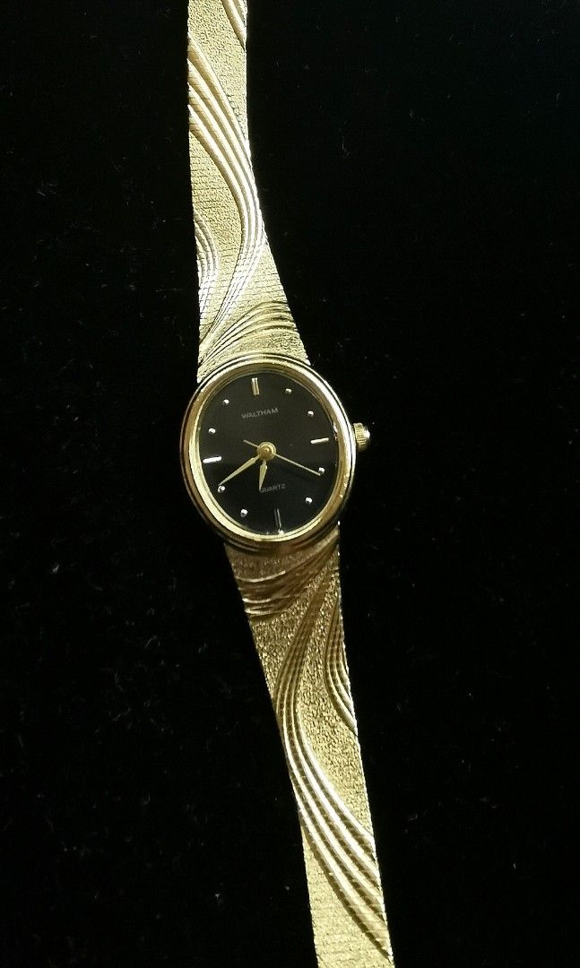 Vintage Luxury Waltham Gold tone quartz watch