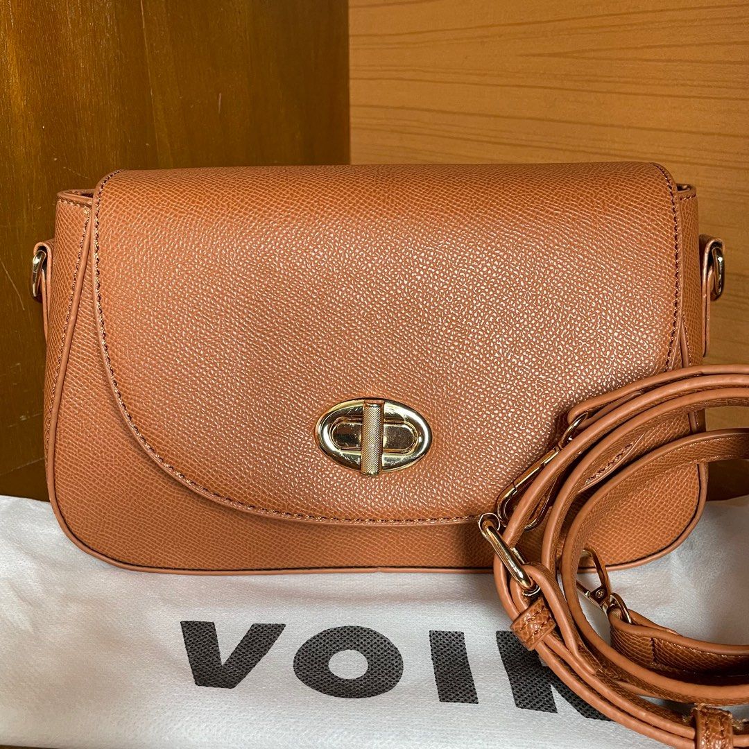 VOIR Sling Bag