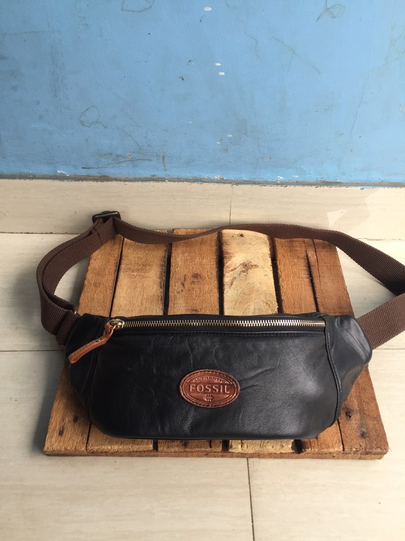 Waist bag fossil top