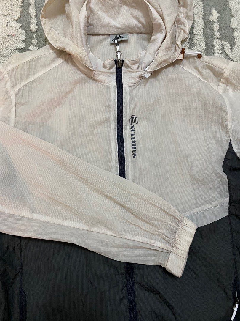 windrunner windbreaker