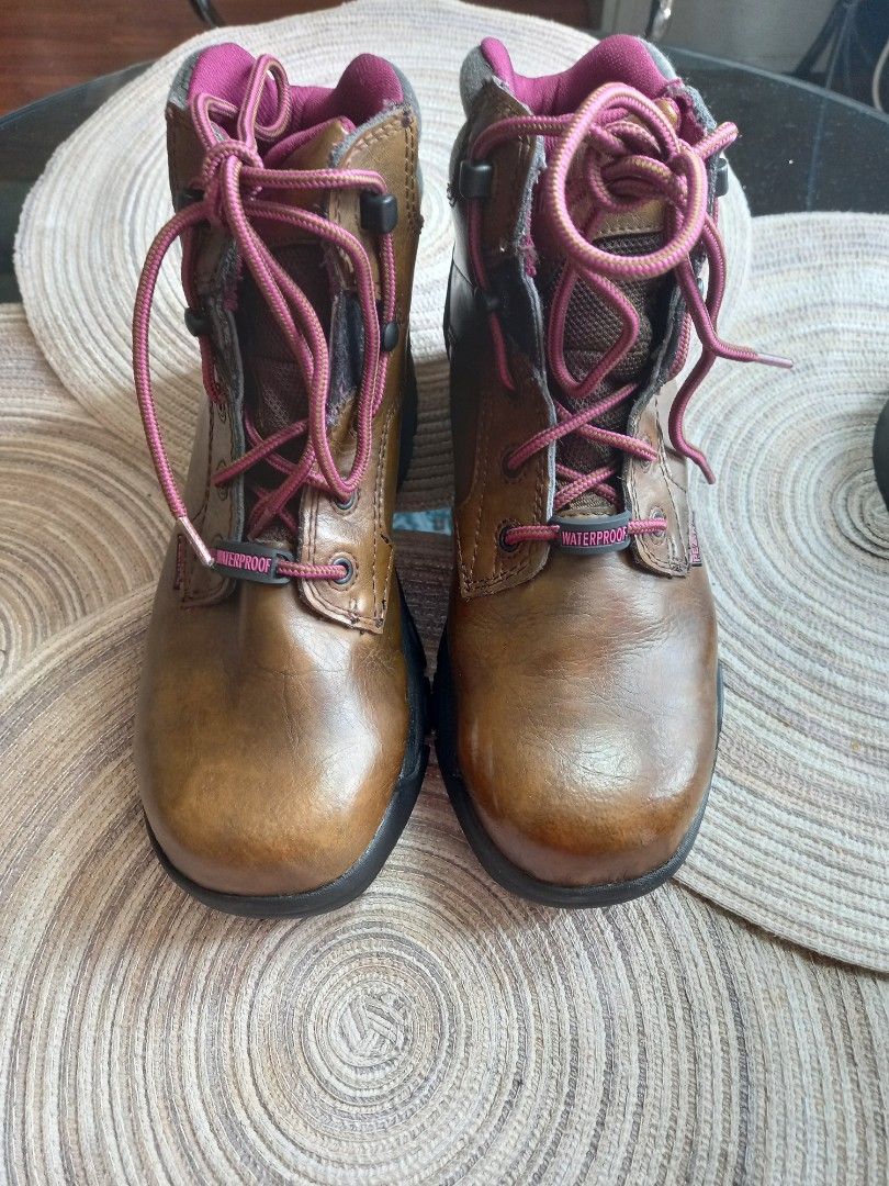 Wolverine discount boot oil