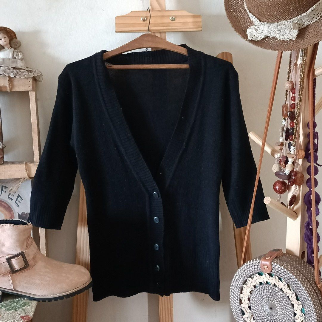 Three quarter sleeve black cardigan store