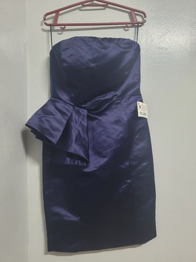 Zara Cocktail Strapless Short Dress (Category: Dresses) located in Taguig. Submitted by emeyx (Listing ID 1262485690, Image 2). Description: Brand new with tag Size M Bought here Unfortunately, it is not my size - no when worn photos Payment method: BPI or GCash SF to be shouldered by buyer.