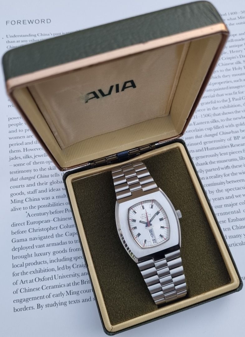1970s Avia Daytyme cal. FHF908 automatic mens watch in mint