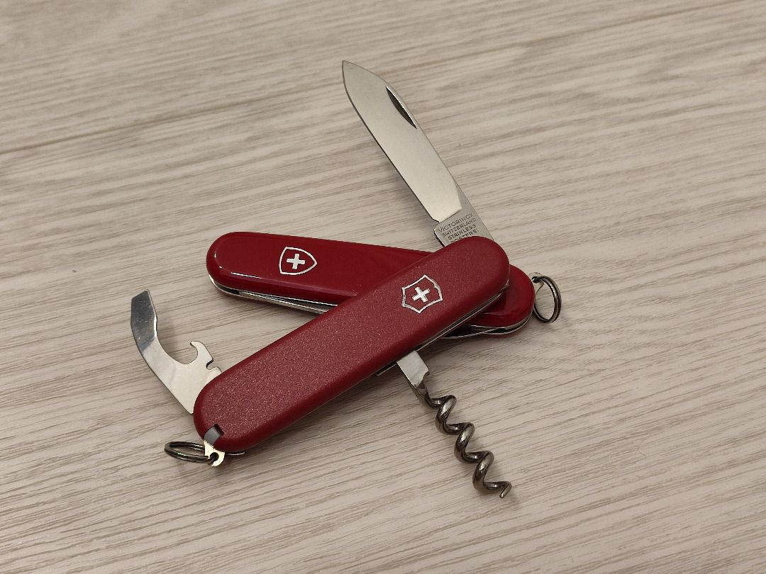Waiter victorinox online