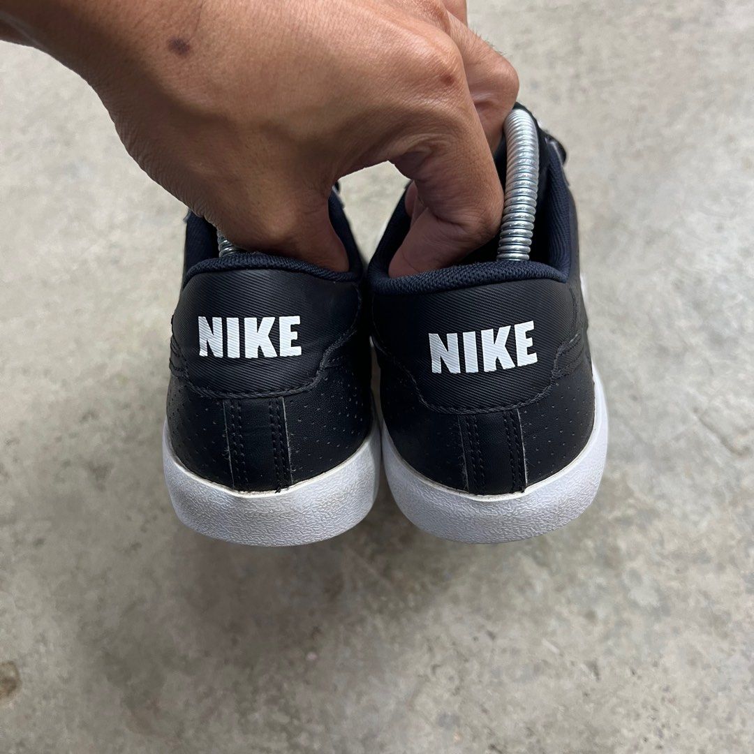 Nike tennis classic on feet online