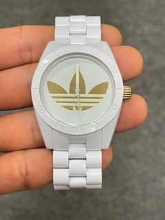 （分類：）位於 。 由 llikesneakers 提交（商品編號 1262564169，圖片 1）。簡介： 。