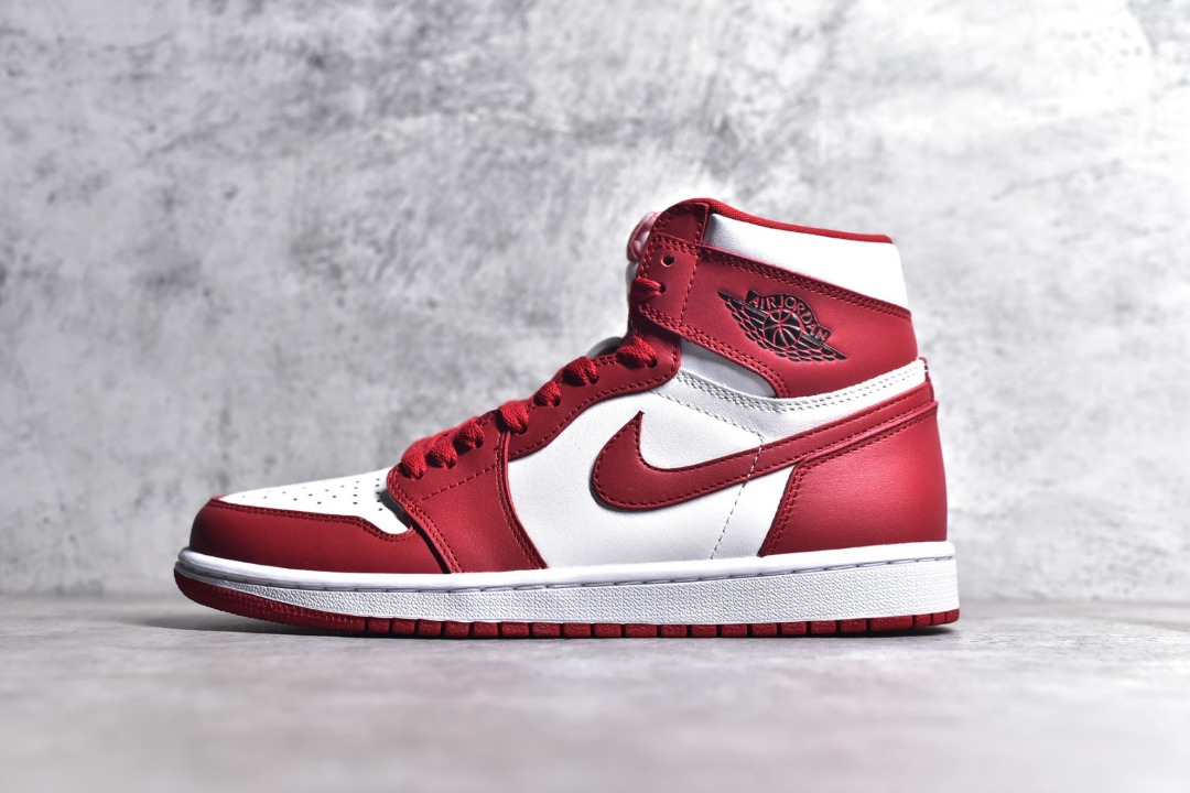 Red and deals white retros