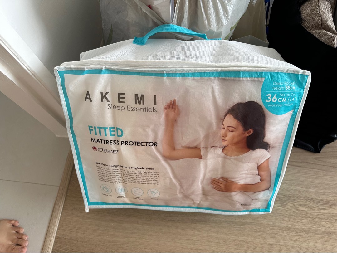 akemi fitted mattress protector