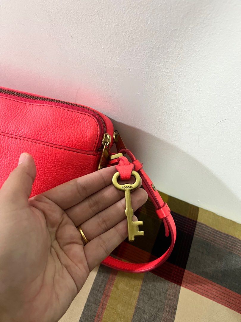 Fossil piper shop leather crossbody bag