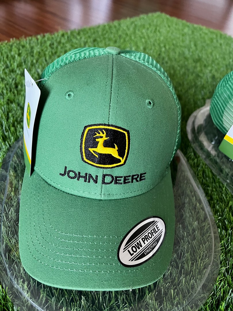 John deere deals trucker hat