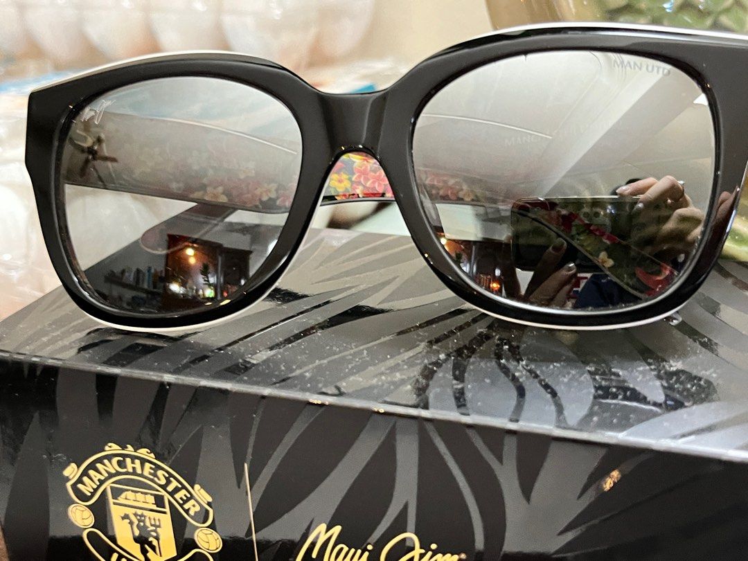 authentic maui gim limited edition with manchester united, Men's ...