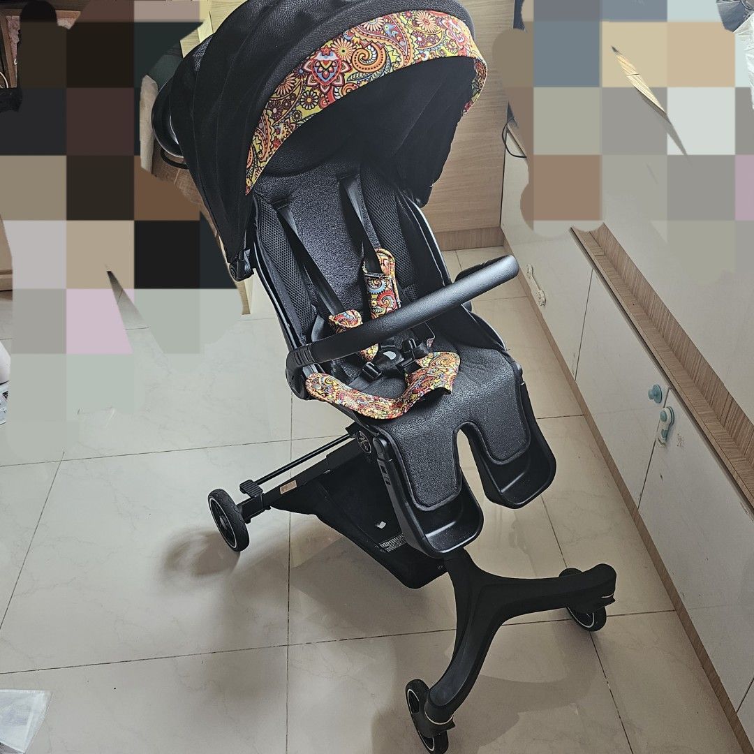 folderable Stroller (Category: Strollers) located in Singapore. Submitted by littlelamby2015 (Listing ID 1262495963, Image 1). Description: .