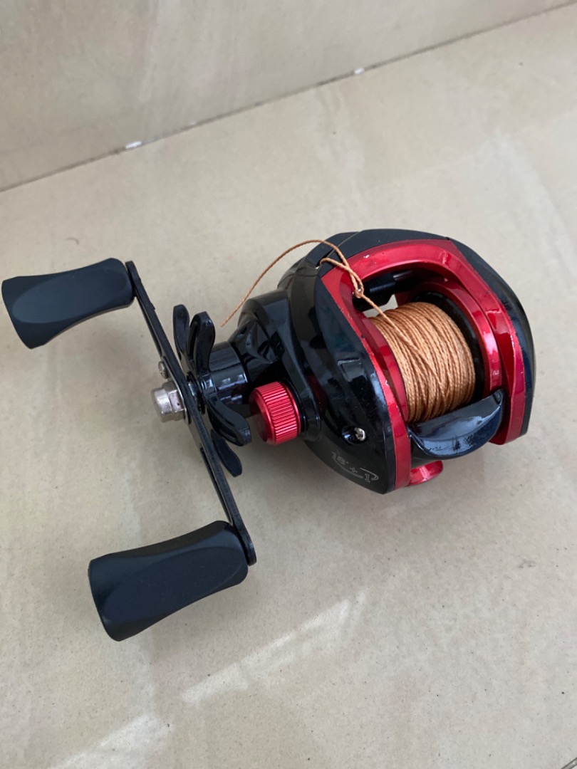 Baitcaster reel with braided line, Sports Equipment, Fishing on