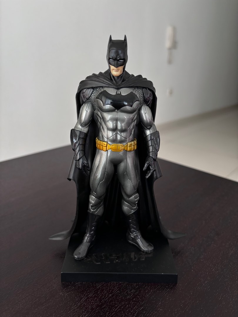 Figurine Masque - EAGLEMOSS - Batman - 20 cm