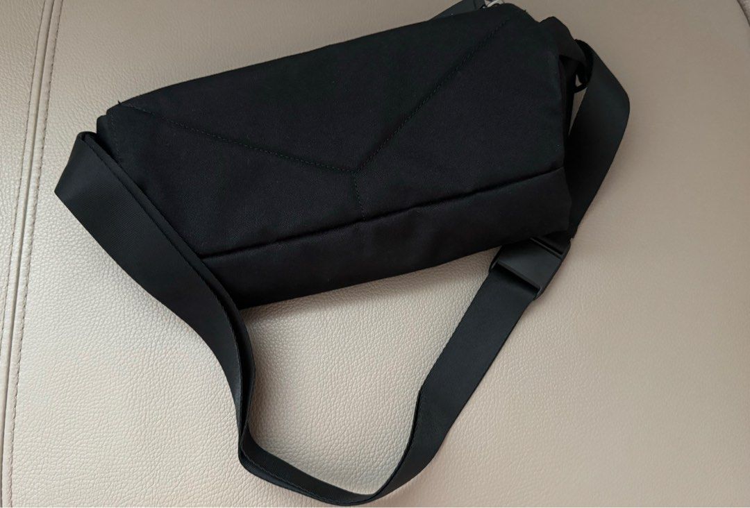 Wexley sling bag hotsell