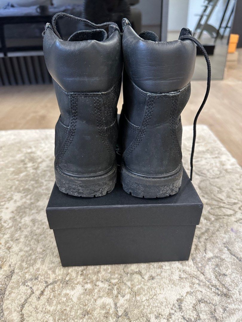 Black timberlands size 6.5 store