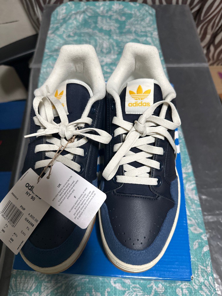 Adidas us 9.5 to eu cheap 90