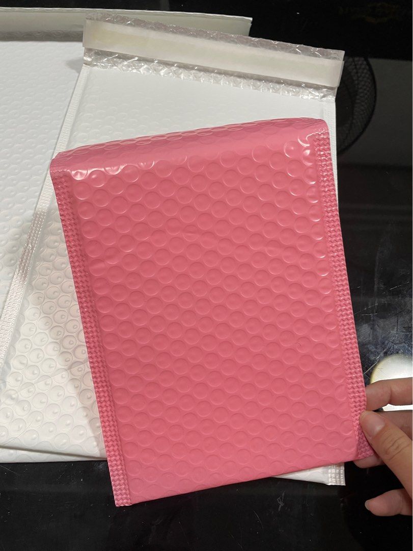 [BULK BUY] Bubble wrap envelope, Hobbies & Toys, Stationery & Craft