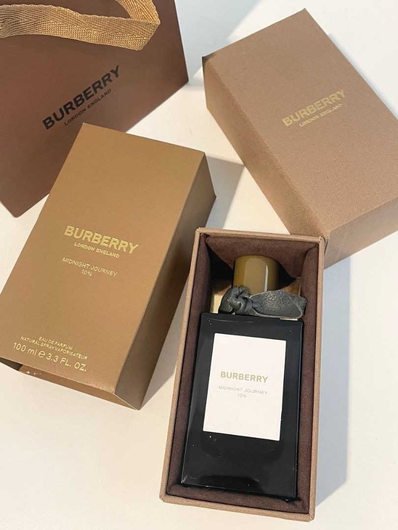 Burberry top midnight perfume