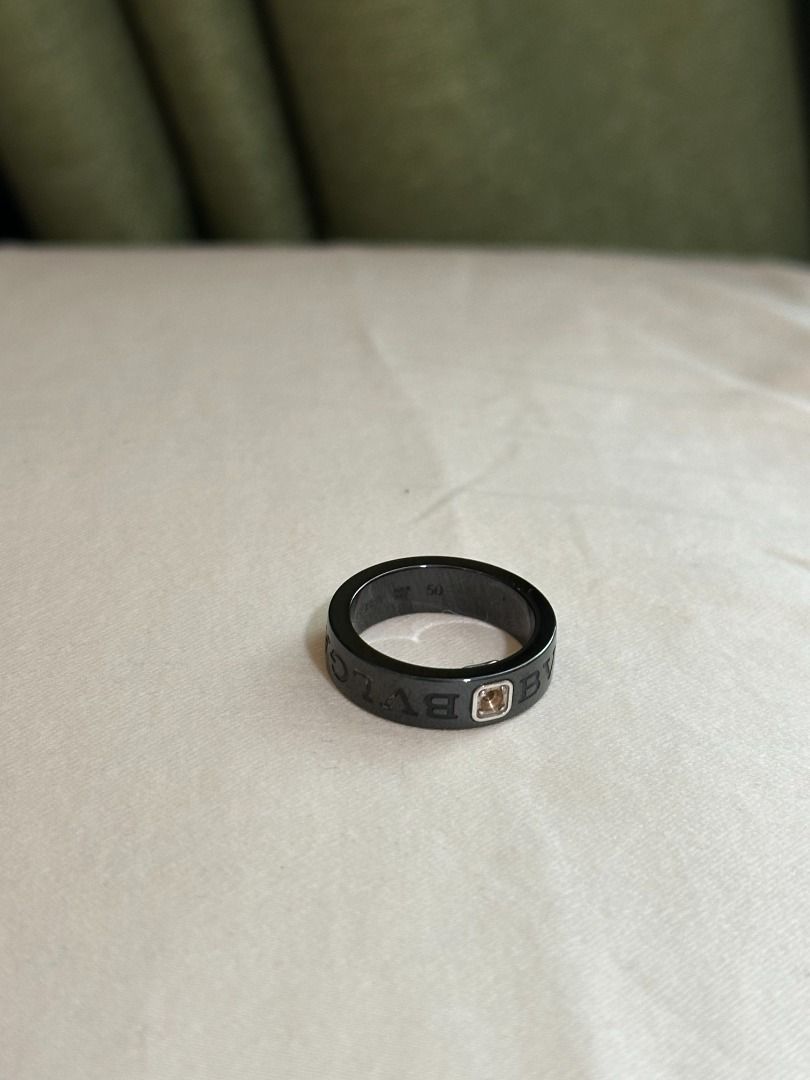 Bvlgari best sale ring ceramic