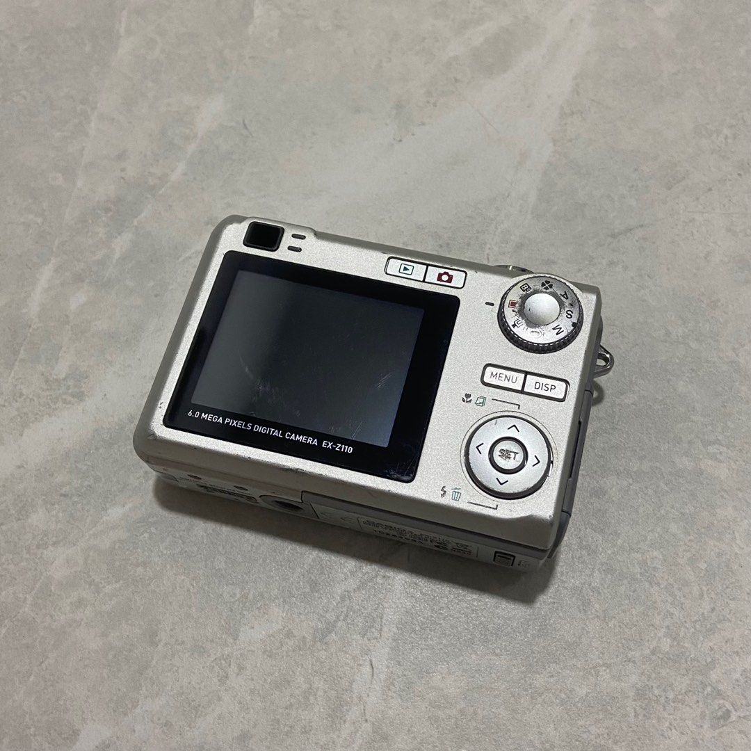 DIGITAL CAMERA DIGICAM CASIO EXILIM EX Z110 in SLIVER INSTOCK