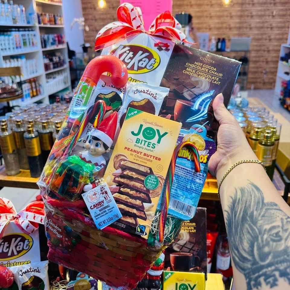 Chocolate Christmas Basket (Category: Gift Baskets & Hampers) located in Naga. Submitted by TcAnne (Listing ID 1262579073, Image 1). Description: 1 Reeses Chocolate Candy Cane 1 Godiva Hot Cocoa Milk Chocolate 1 Joy Bites Peanut Butter Chocolate 1 Kitkat Miniature Box 1 Elf Candy Holder 2 Justin’s Peanut Butter Chocolate 1 DunkAroos Cookies & Vanilla Frosting 2 Candy Candy In a Woven Basket with Ribbon.