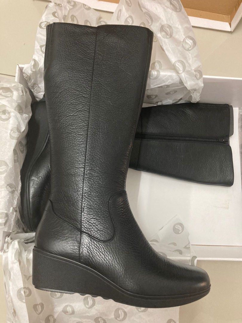 Clarks leather high cut boots