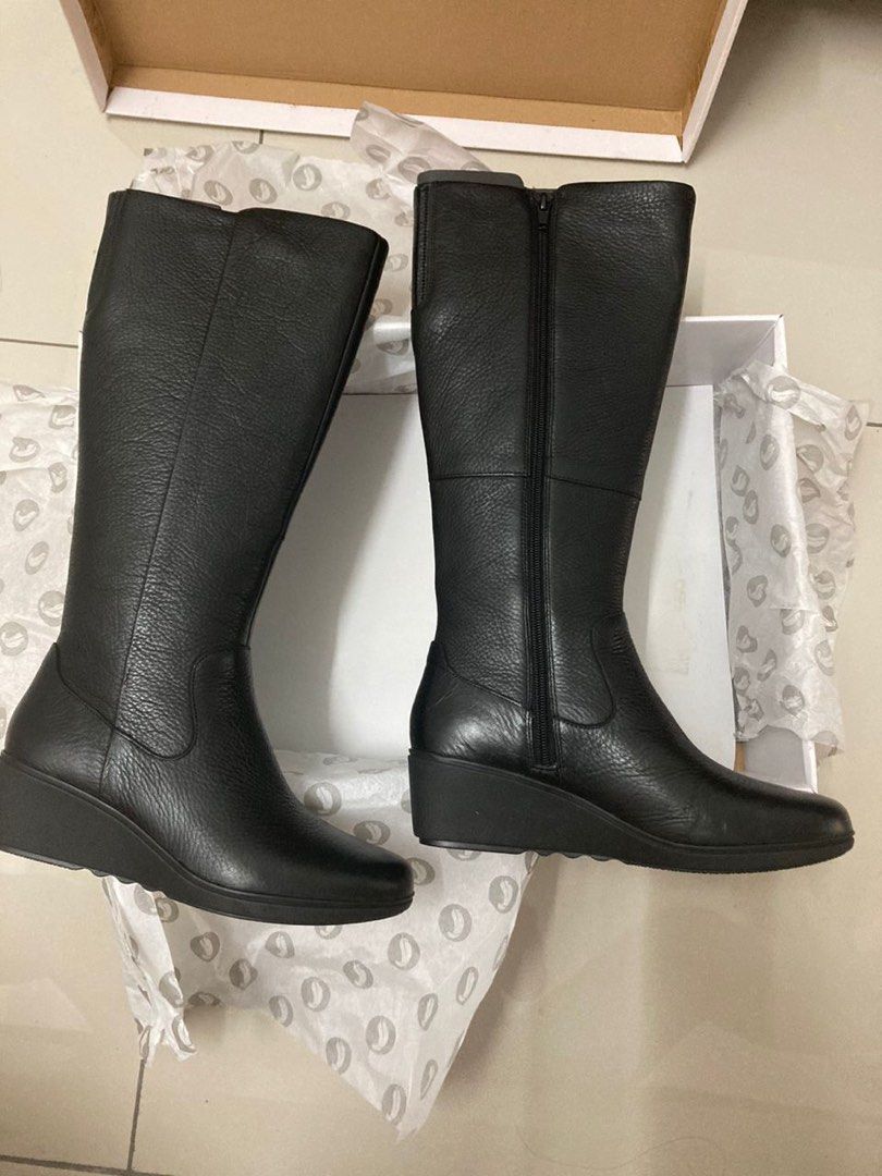 Clarks leather high cut boots Men s Fashion Footwear Boots on