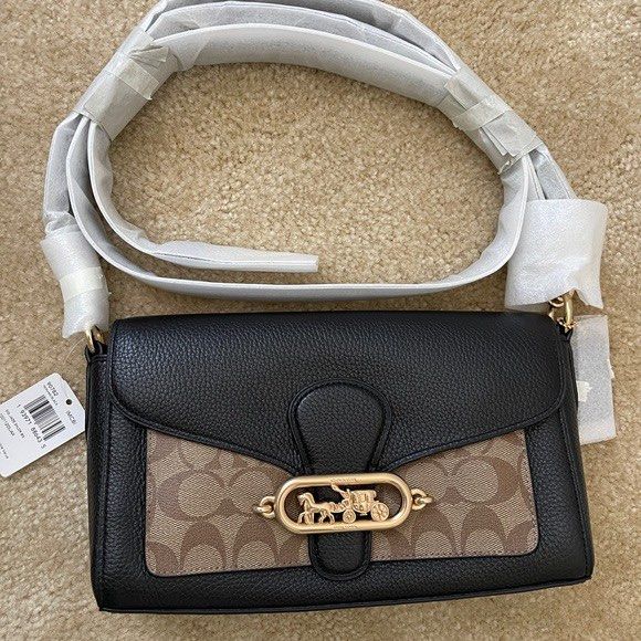 Coach Signature Laptop Bag, Luxury, Bags & Wallets on Carousell